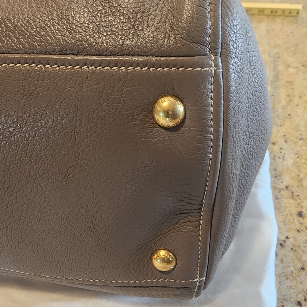 Prada Gray Leather Women's Bag - Picture 6 of 16